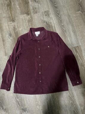 Real comfort by Chadwick’s Long-Sleeve Button Front Shirt/size 12 vine color
